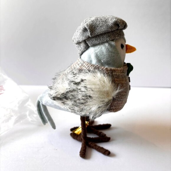 Target Wondershop Bird 2021 Dewy Featherly Friends 2021 Winter  Vest Hat - Picture 2 of 4